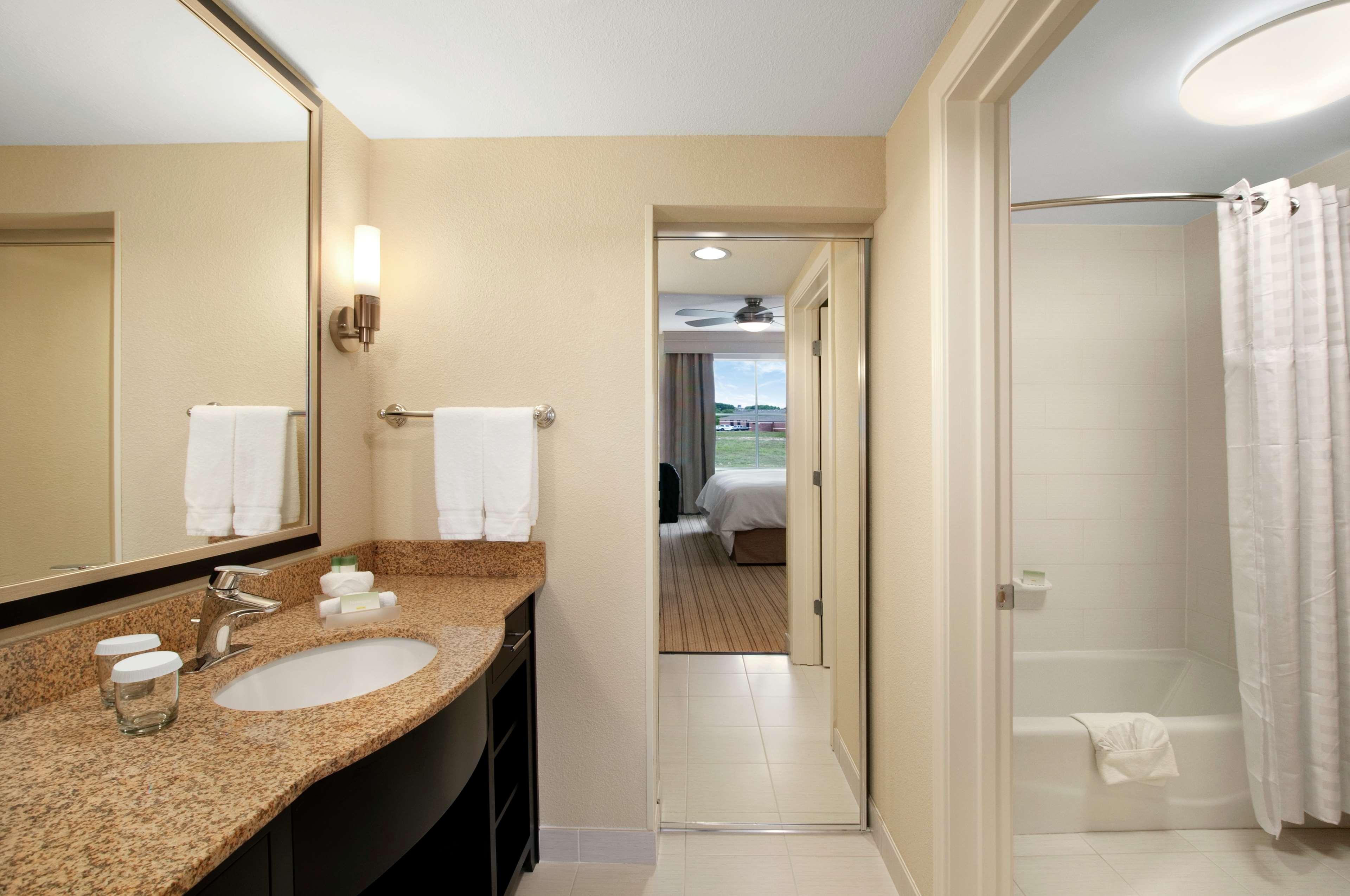 Homewood Suites By Hilton Fort Worth West At Cityview Esterno foto